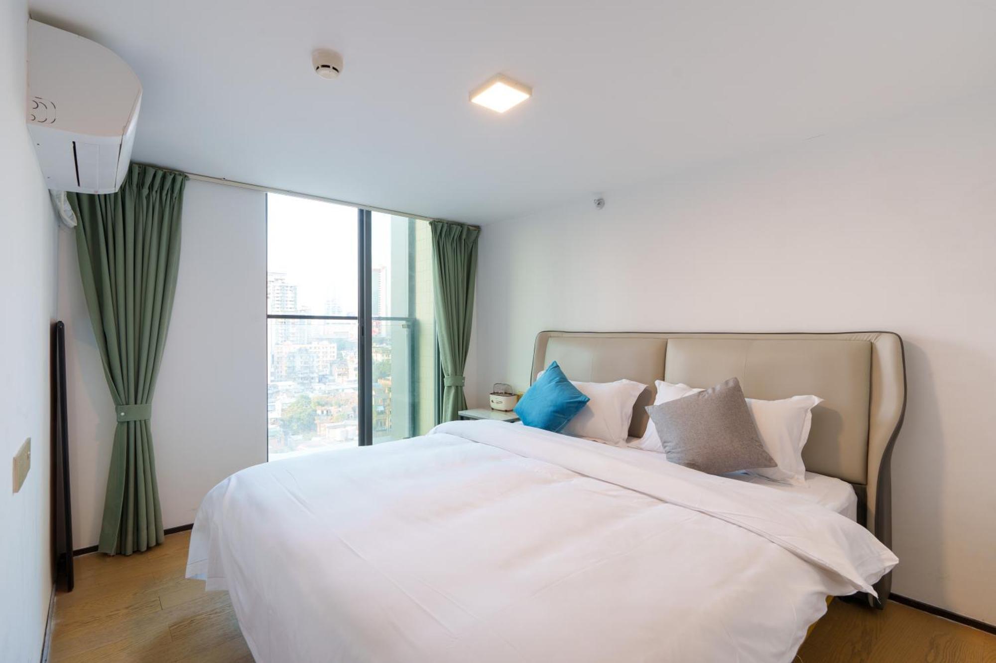Sunny International Apartment From Beijing Road Cantón Exterior foto