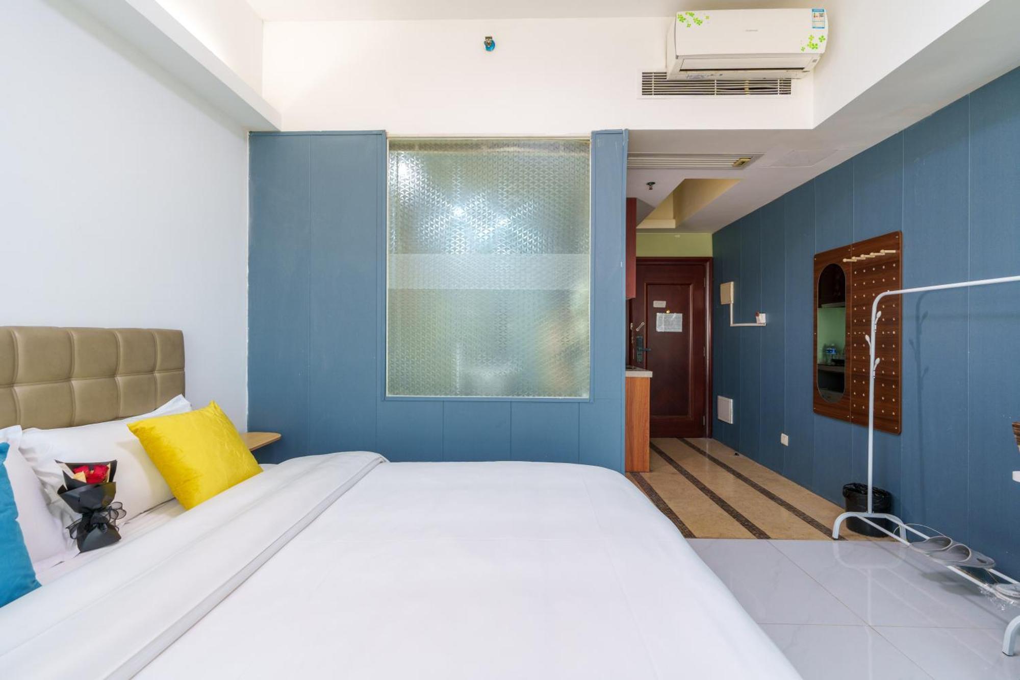 Sunny International Apartment From Beijing Road Cantón Exterior foto