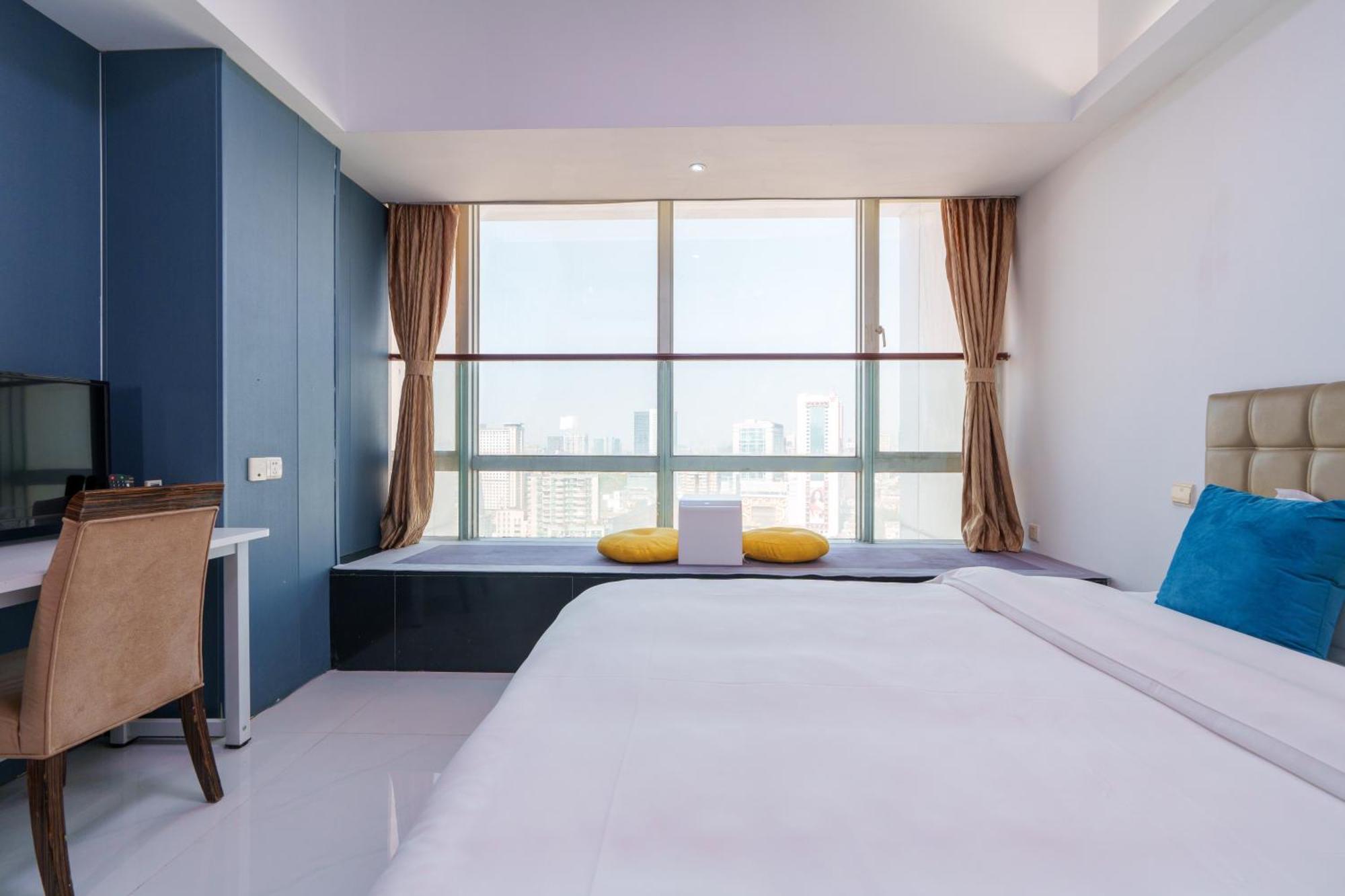Sunny International Apartment From Beijing Road Cantón Exterior foto